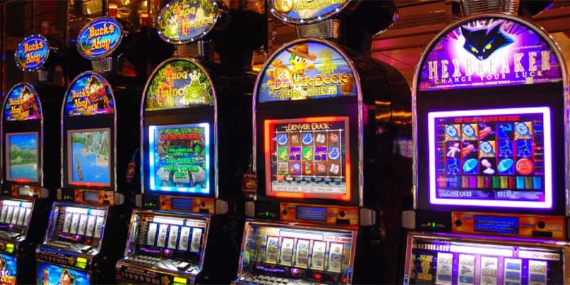 Hướng dẫn người chơi cách chơi slots machine